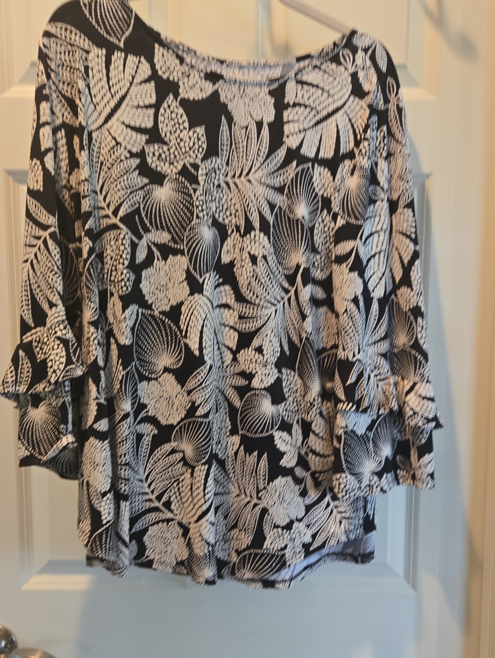 Ruby Rd. Black & White Floral Bell-Sleeve Tunic